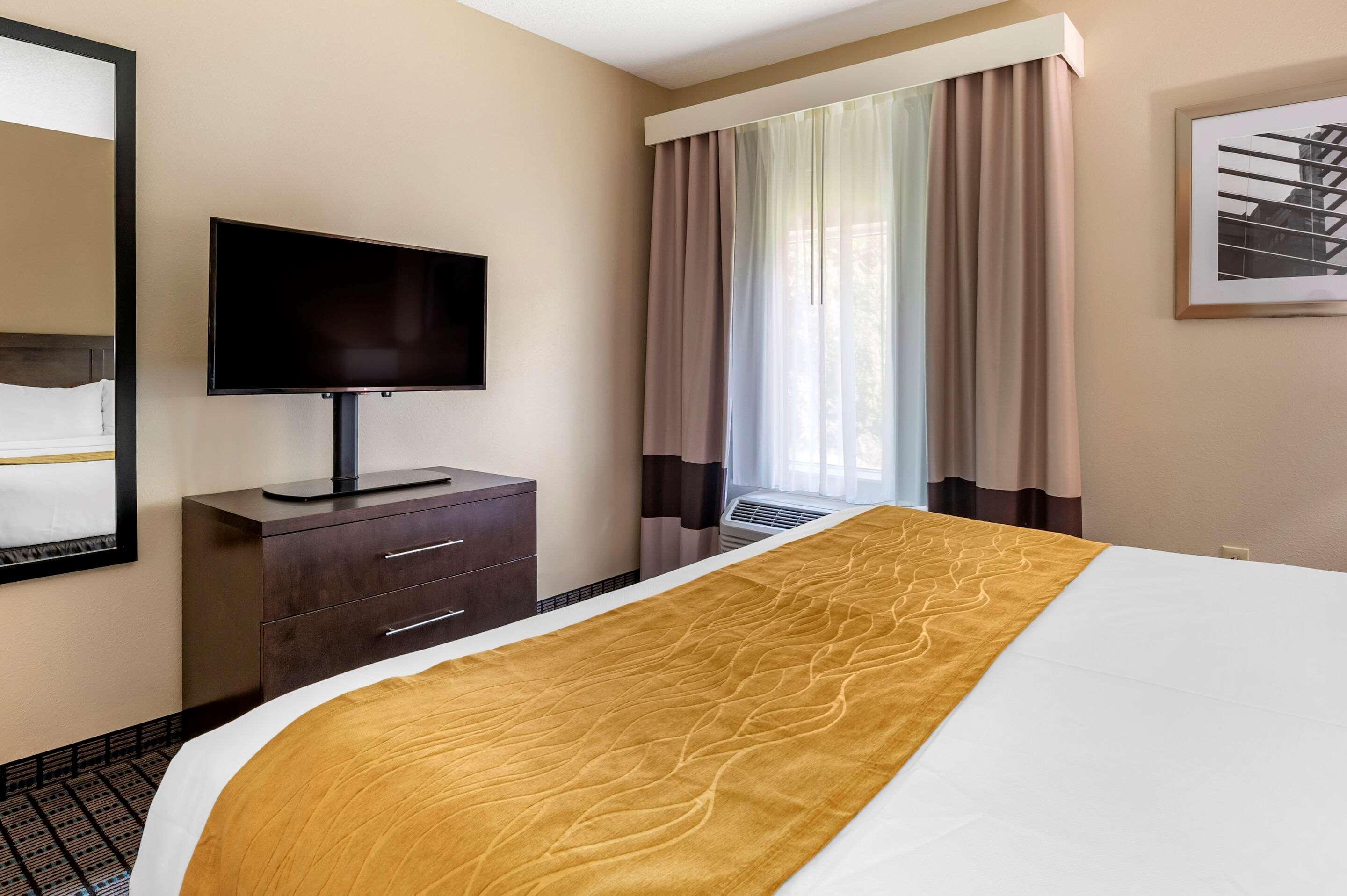 Comfort Inn & Suites Синсинати Екстериор снимка