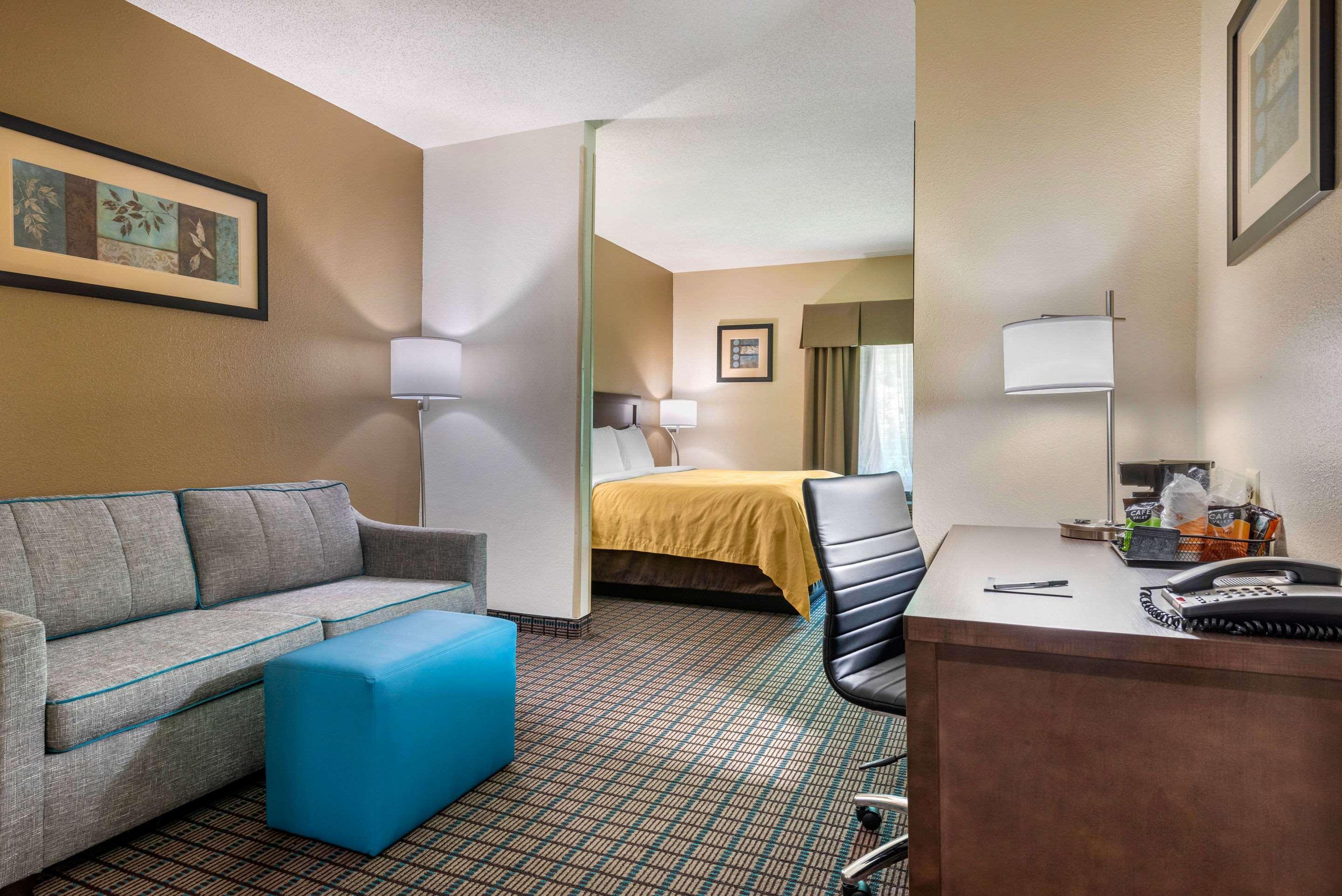 Comfort Inn & Suites Синсинати Екстериор снимка