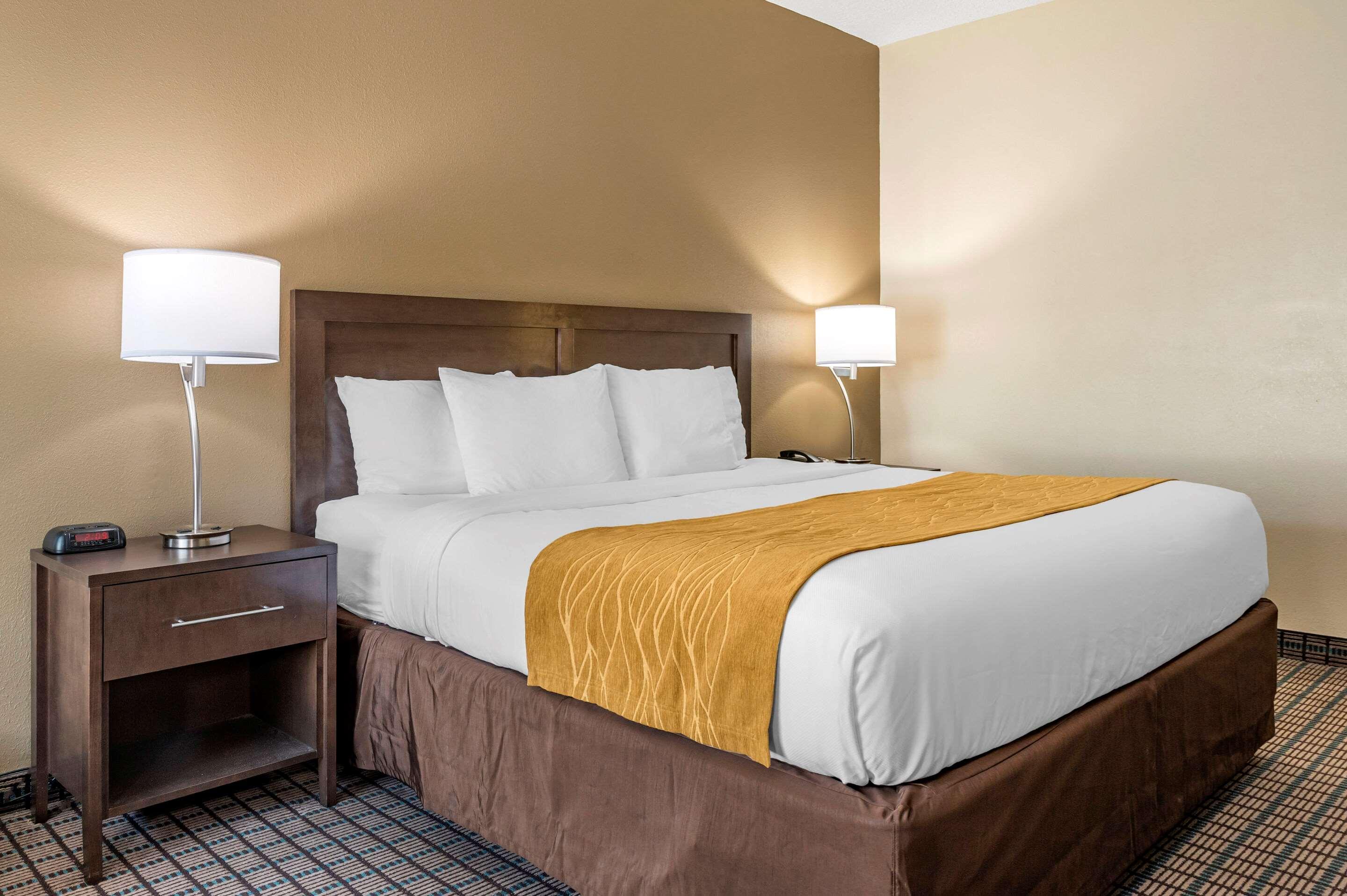 Comfort Inn & Suites Синсинати Екстериор снимка