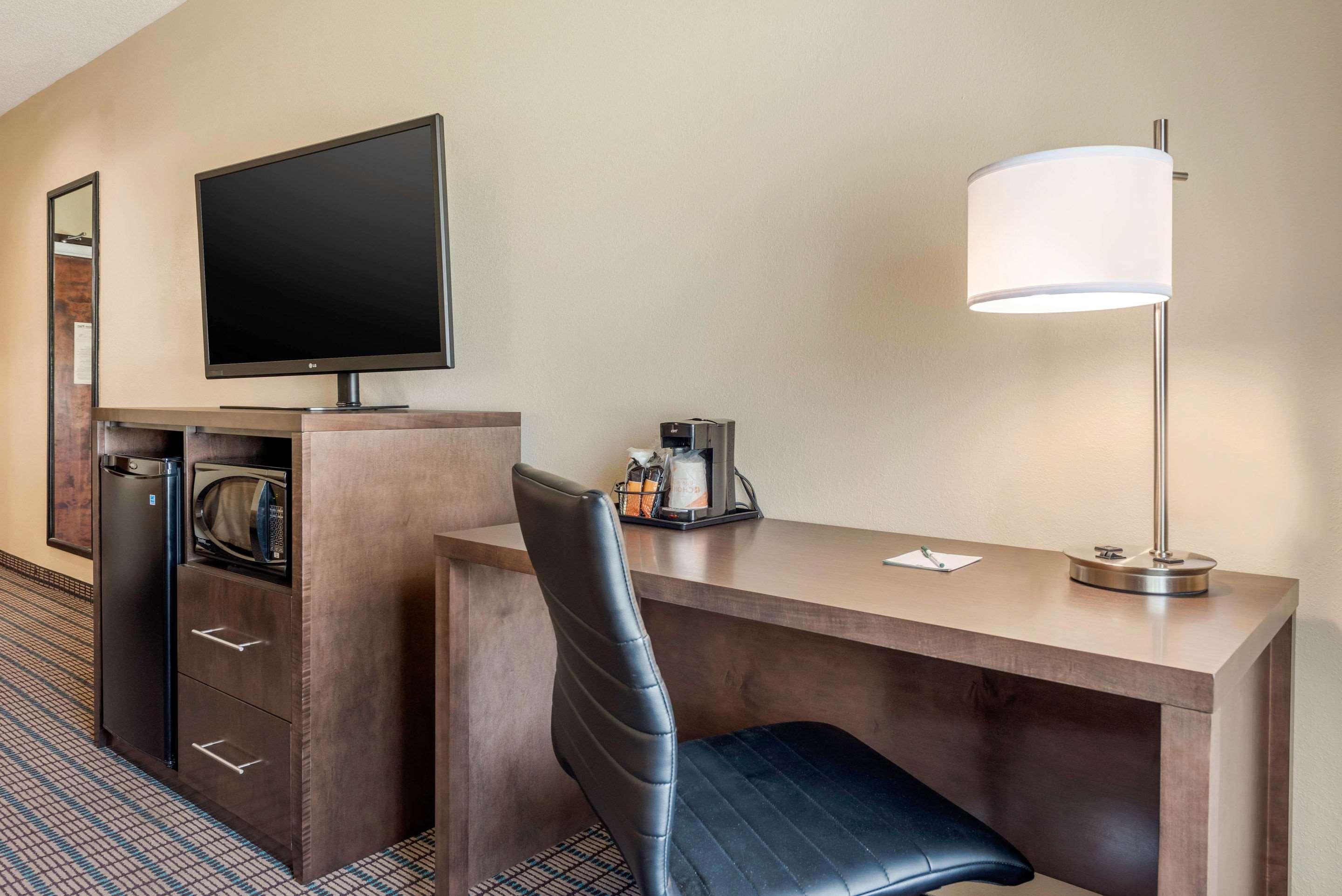 Comfort Inn & Suites Синсинати Екстериор снимка