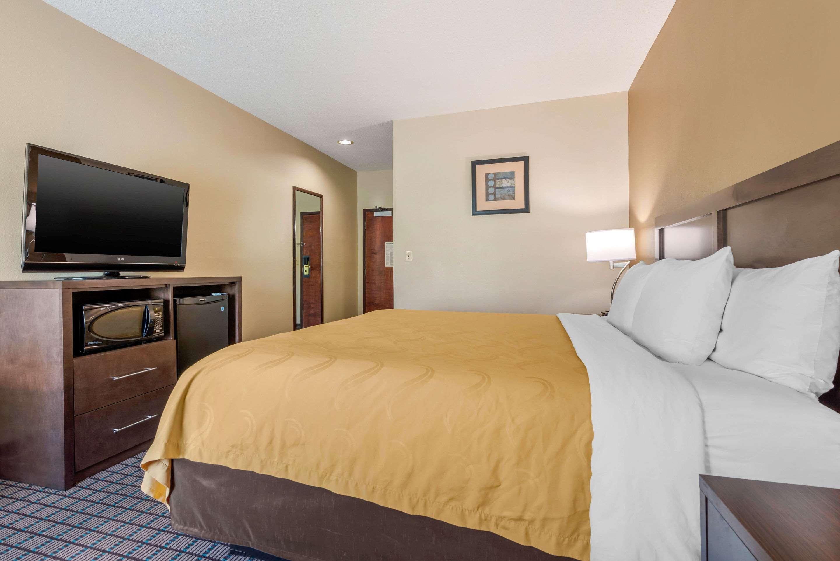 Comfort Inn & Suites Синсинати Екстериор снимка