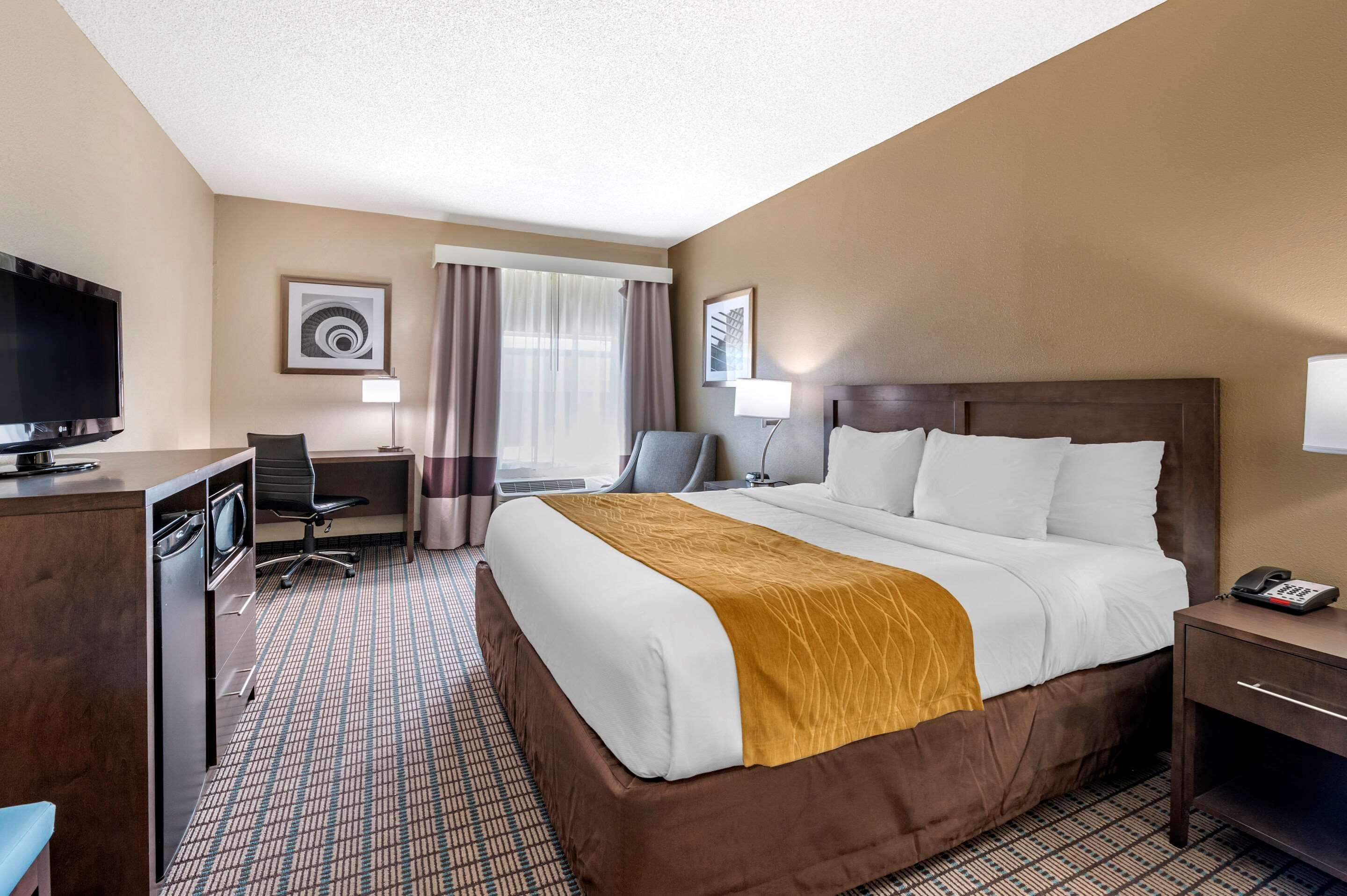 Comfort Inn & Suites Синсинати Екстериор снимка