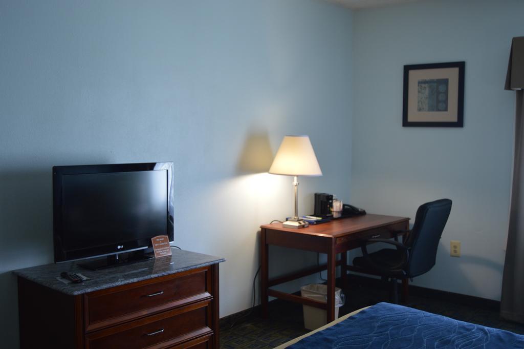 Comfort Inn & Suites Синсинати Стая снимка